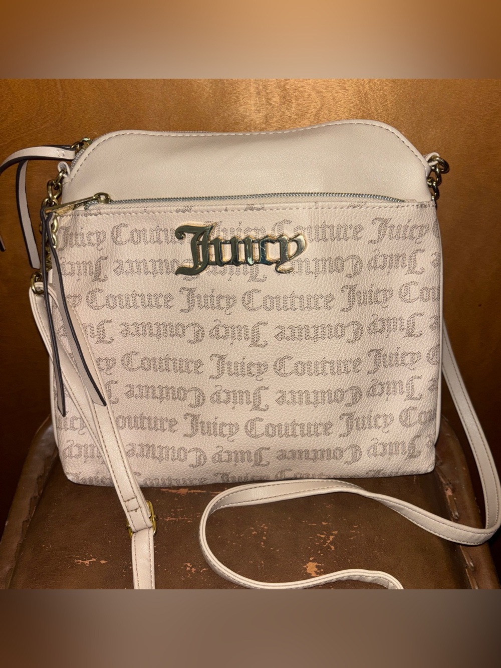 Juicy Couture crossbody